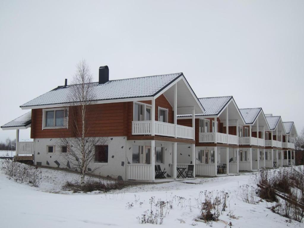 Salmon Holiday Village 케미야르비 외부 사진